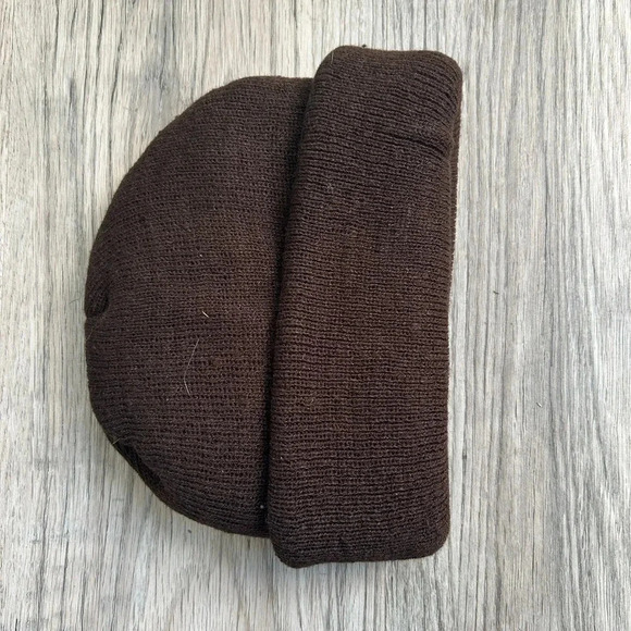 Thinsulate brown knit hat - Picture 2 of 5